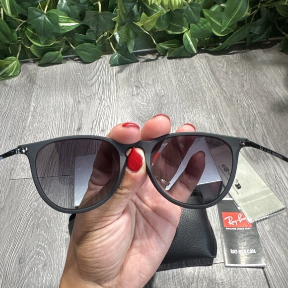 NEW RAY-BAN RB 4171 ERIKA 622/8G BLACK AUTHENTIC SUNGLASSES W/CASE 54-18